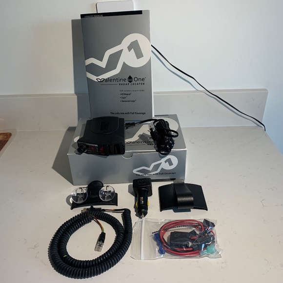 Valentine1 Gen1 MINT Valentine One Generation 1 Pre-Owned Radar Detector Locator - Picture 1 of 16